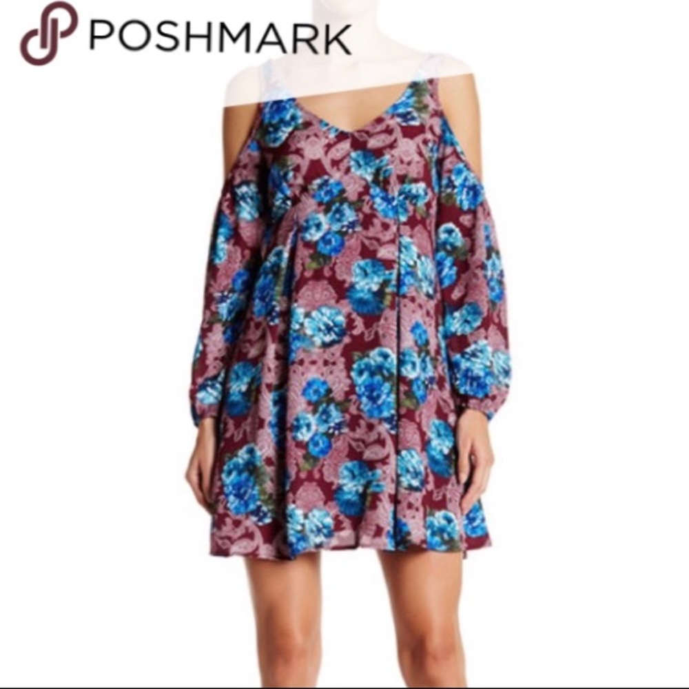 Romeo and Juliet | Cold Shoulder Floral Dress NWOT